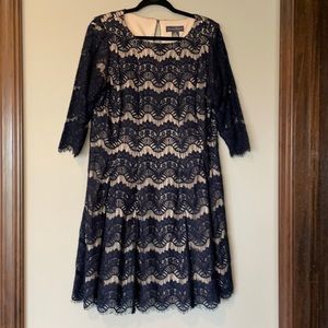 Jessica HowArd  lace dress